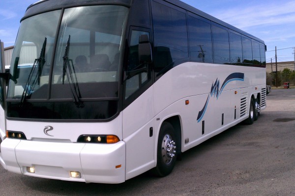 bus-600x400